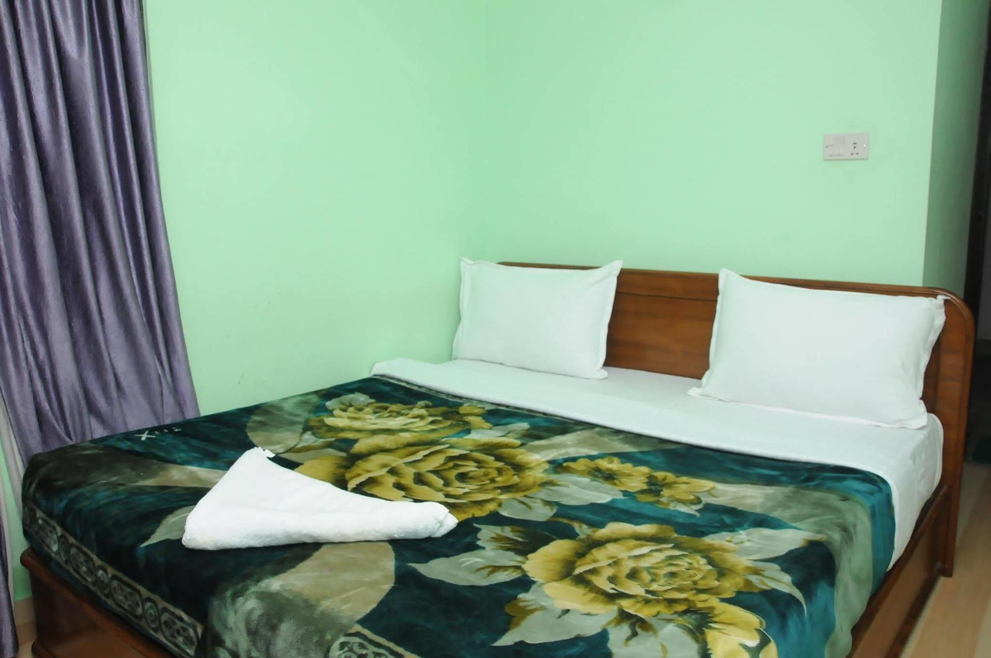 Shiva Shankar Hotel Pashupatinath Exterior photo