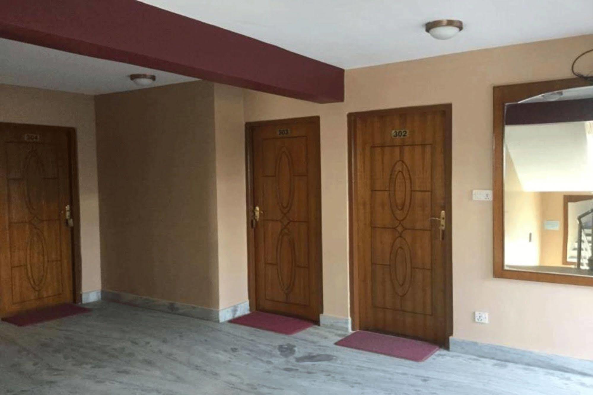 Shiva Shankar Hotel Pashupatinath Exterior photo